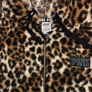 PINK Victoria's Secret Sweaters - PINK Cheetah Print Sherpa Zip Up PINK Victoria's Secret Sweaters - PINK Cheetah Print Sherpa Zip Up